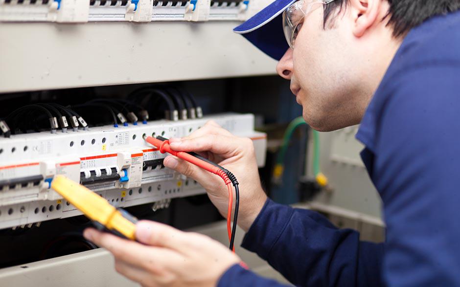 cherche électricien pas cher Issy-les-Moulineaux